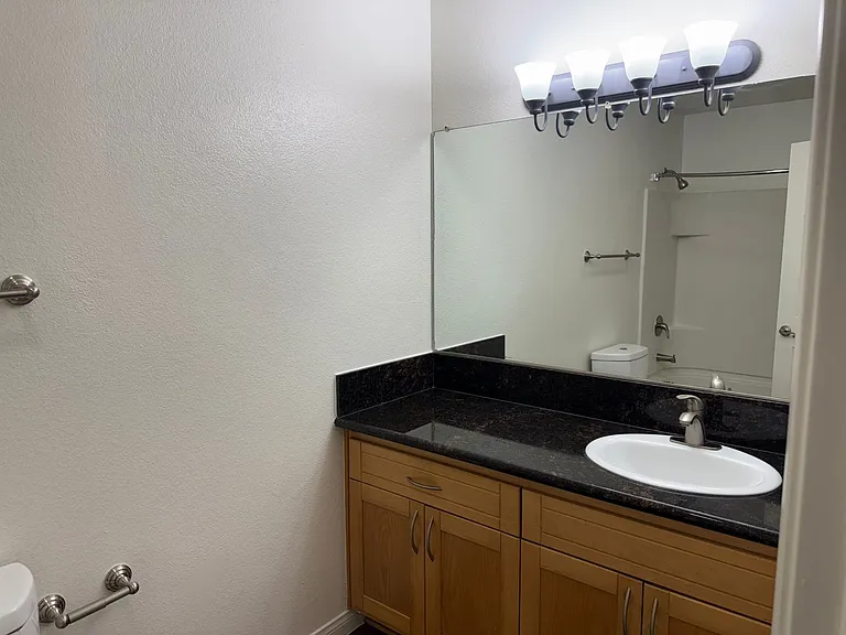 Beachwood Apartments — Photo 54