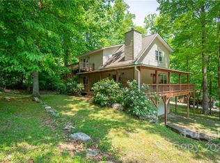 204 Nottingham Rd, Maggie Valley, NC 28751