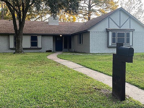 2nd image of 3602 Wells Mark Dr