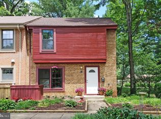 2161 Golf Course Dr, Reston, VA 20191