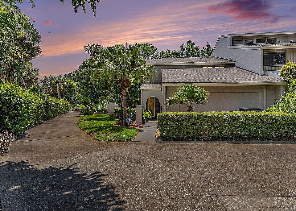 Main Entrance Driveway