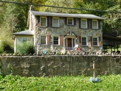9041 Mountaineer Hwy, Iaeger, WV, 24844
