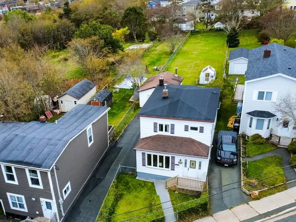 51 Golf Avenue, St John's, NL A1C5C5