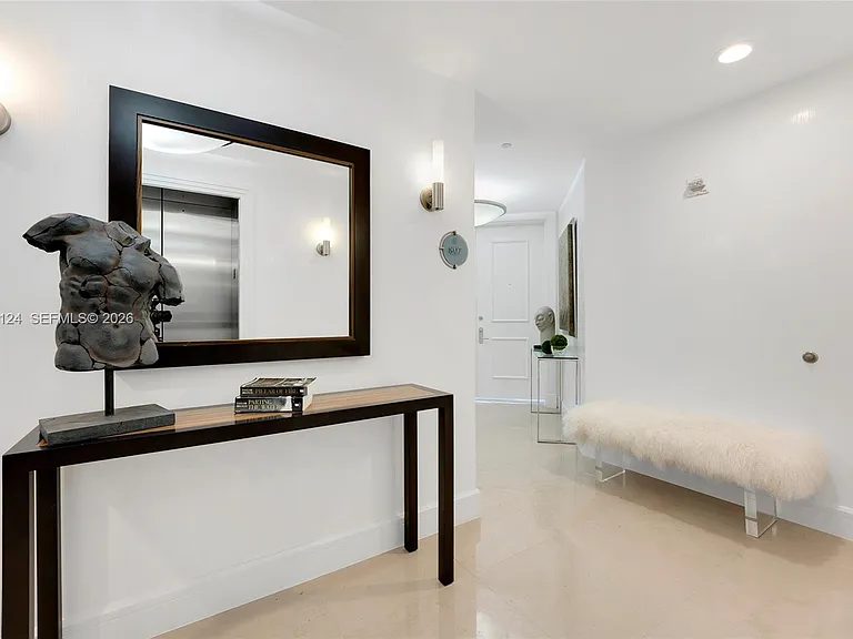 5959 Collins Ave #807 — Photo 3