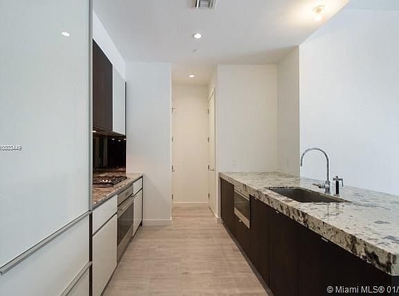 2nd image of 2831 S Bayshore Dr Unit 402