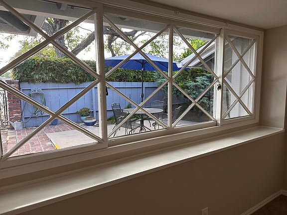 5th image of 16711 Greenview Ln