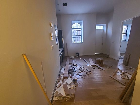 2nd image of 544 Throop Ave APT 1L