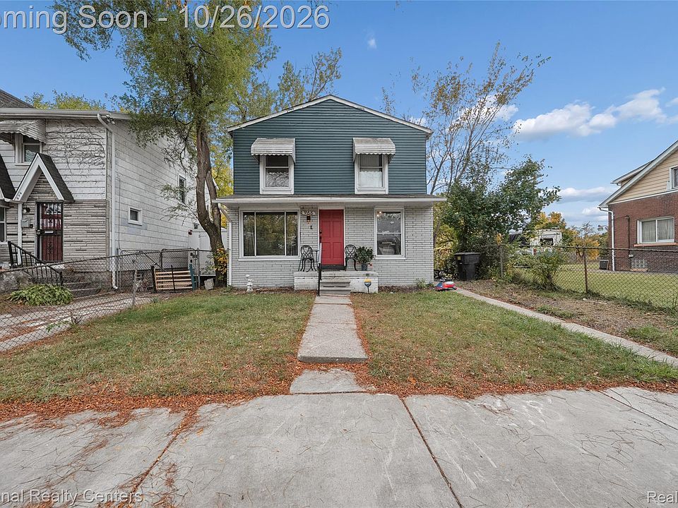 966 E Greendale, photo 2