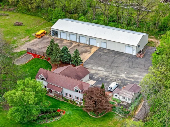1903 County Highway Mm, Oregon, WI 53575
