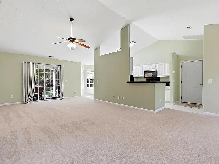 722 Drawbridge Dr — Photo 16