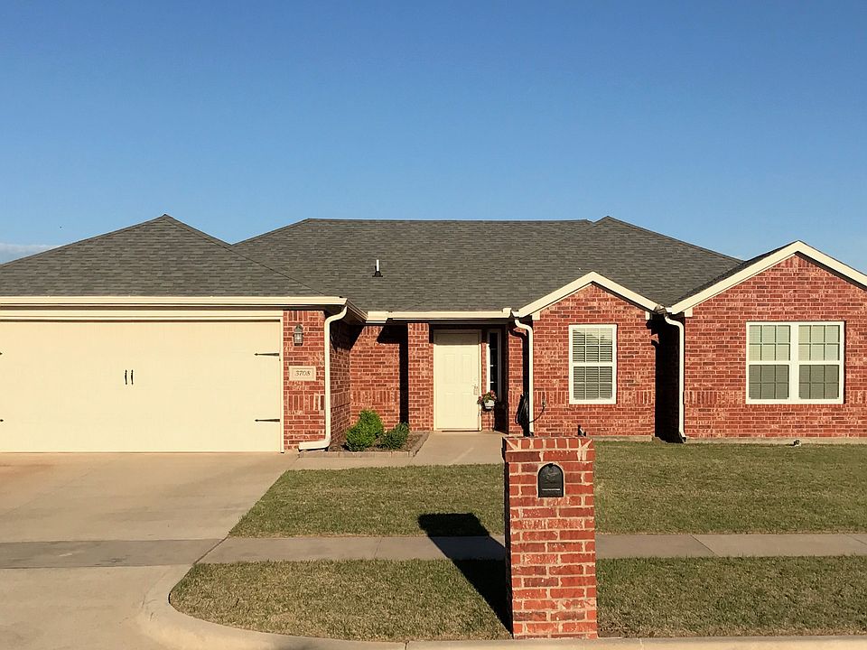 1st image of 3708 Plantation Dr