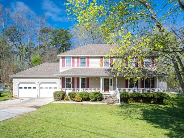 843 Debbie Ln, Ringgold, GA 30736