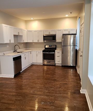 3rd image of 6245 S Greenwood Ave