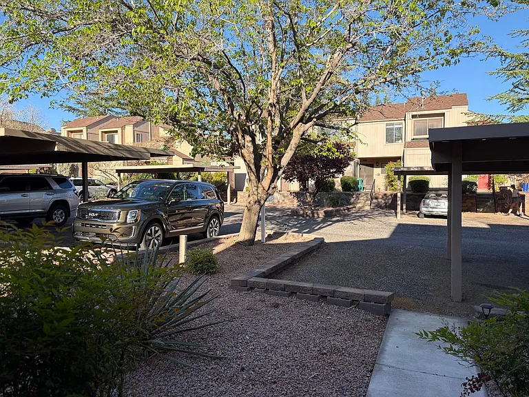 1340 Vista Montana Rd #34 — Photo 3