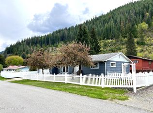 215 E Fir Ave, Osburn, ID 83849