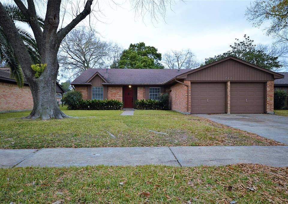 1st image of 723 Seacliff Dr