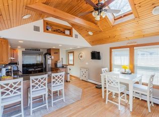 84 Pleasant St, Fairhaven, MA 02719