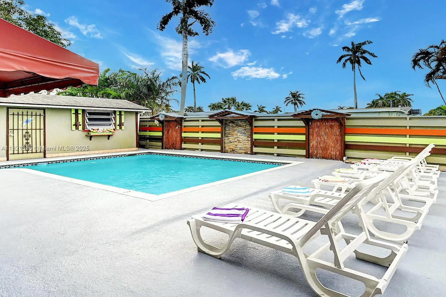 Country Club Homes — Photo 3