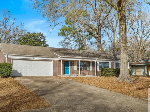 1208 Colorado St, Texarkana, TX 75503