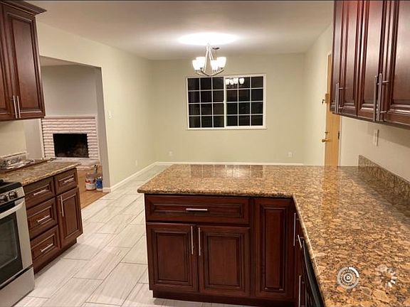 4th image of 4701 Eisenhower Way