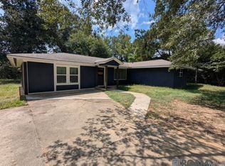 658 Lakeview Dr, Denham Springs, LA 70726
