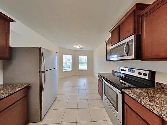 5th image of 22410 Bauer Canyon Dr