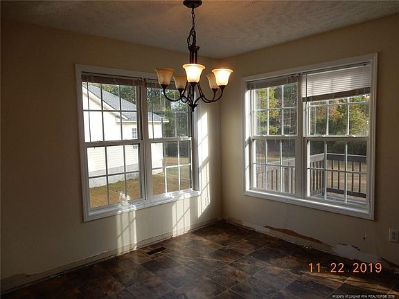 4th image of 3594 Pioneer Dr
