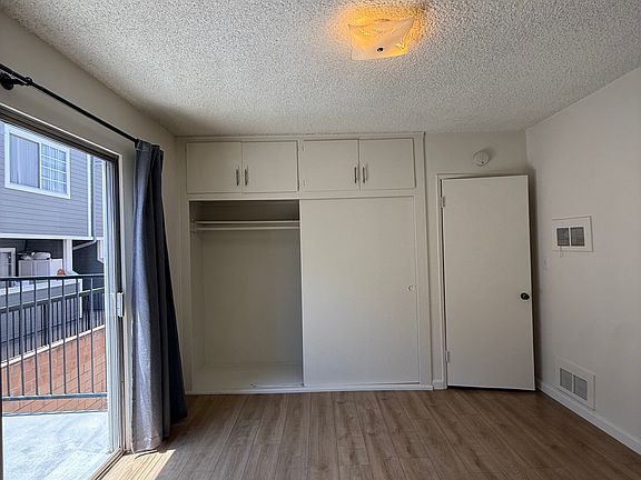 2nd image of 615 E Magnolia Blvd #C