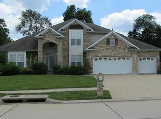 704 Winding Creek Dr, Wentzville, MO 63385