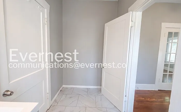 1007 Archer St — Photo 17