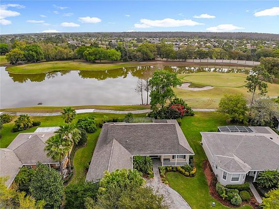 4th image of 393 Lake Butler Dr
