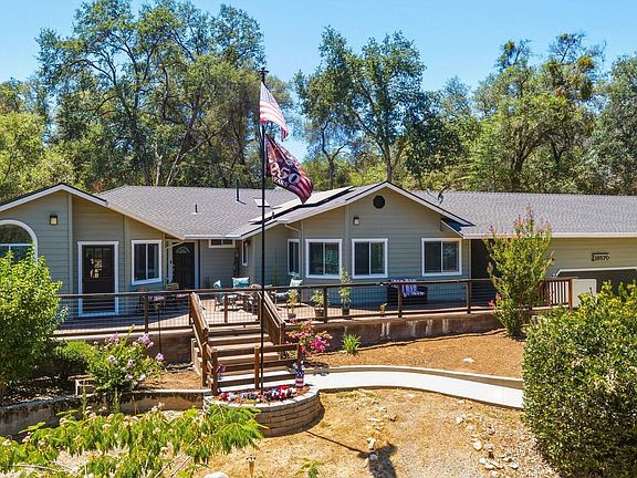 2nd image of 18570 Pradera Real Rd