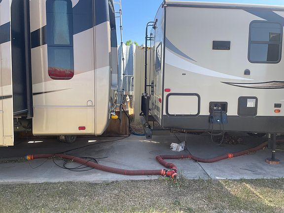 2nd image of 1413 Mission Ave