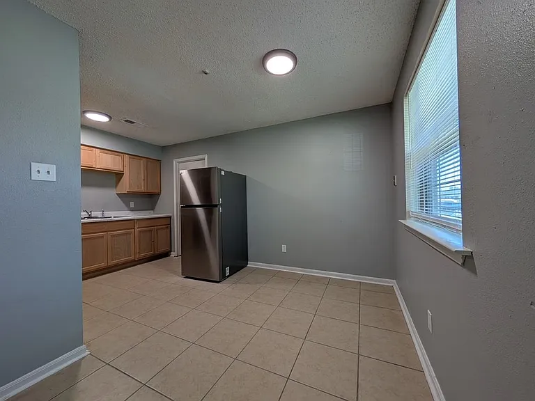 2113 S Sugar Ridge Dr — Photo 6
