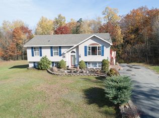 52 Logan Ridge Rd, Chelsea, ME 04330