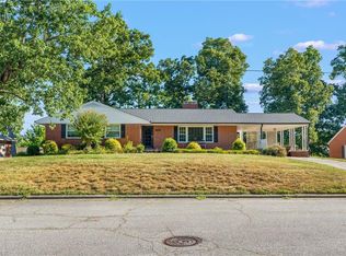 504 Overbrook Dr, High Point, NC 27262