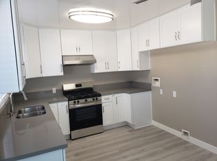 112 N La Plz, Anaheim, CA 92805