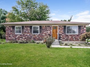 3600 Ember Cir, Jeffersontown, KY 40299