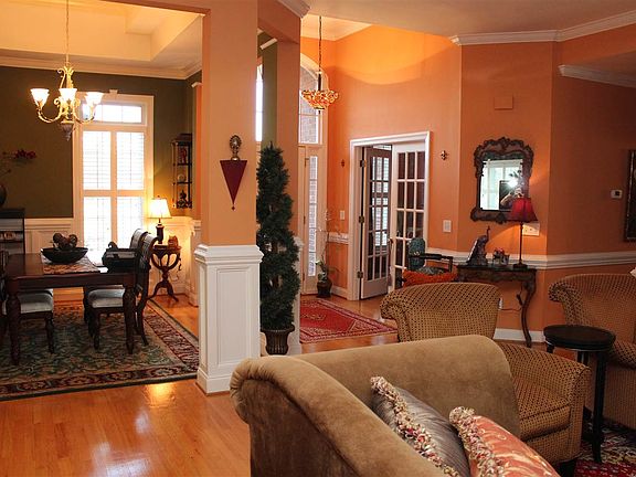 4th image of 1365 Longleaf Dr