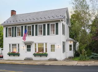 38 E Pennsylvania Ave, Pen Argyl, PA 18072