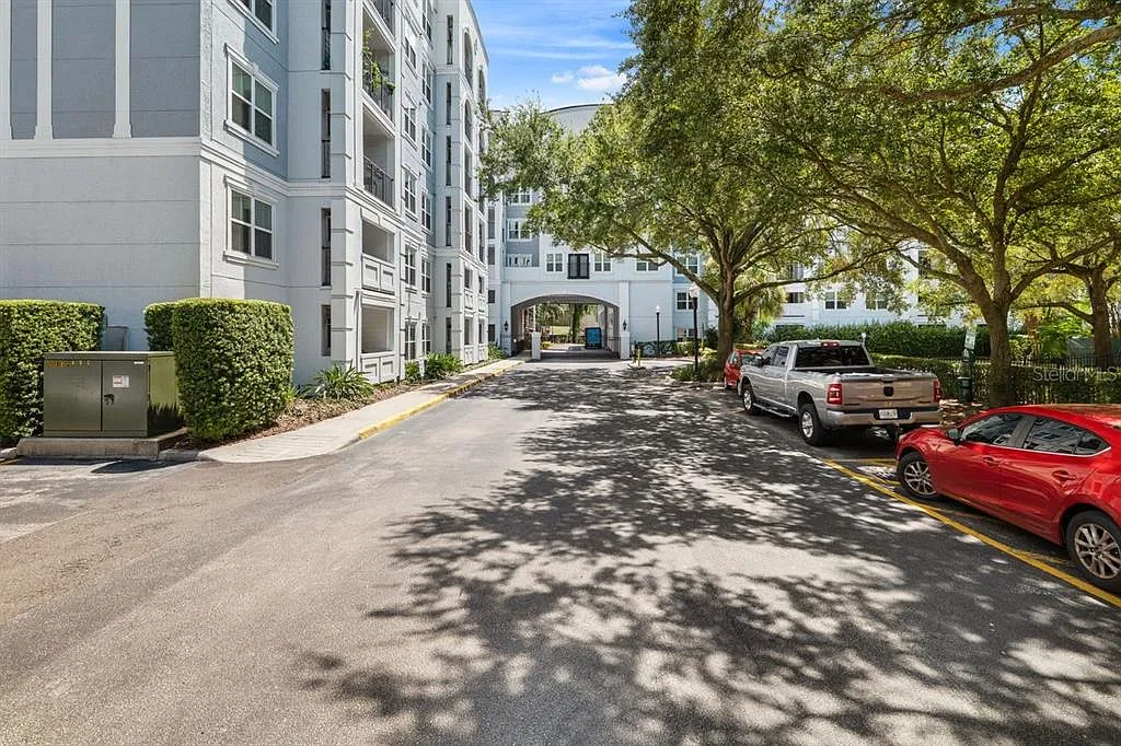 2 bed, 2.0 bath, 1115 sqft, $2,300 — Photo 1