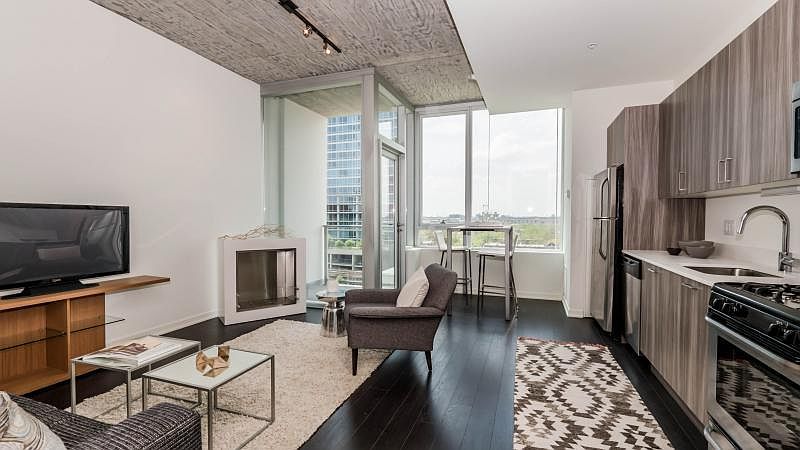 1st image of 1345 S Wabash Ave NE #501