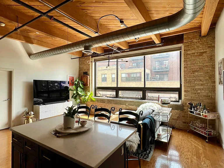 234 E Reservoir Ave #303 — Photo 11