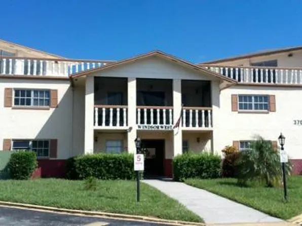3706 Broadway, Fort Myers, FL 33901