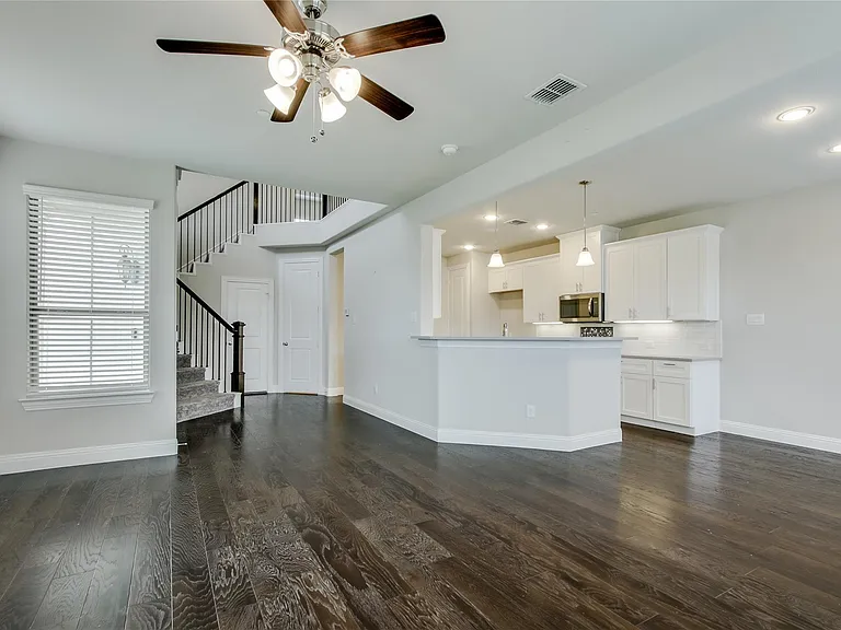 2949 Galveston St — Photo 15