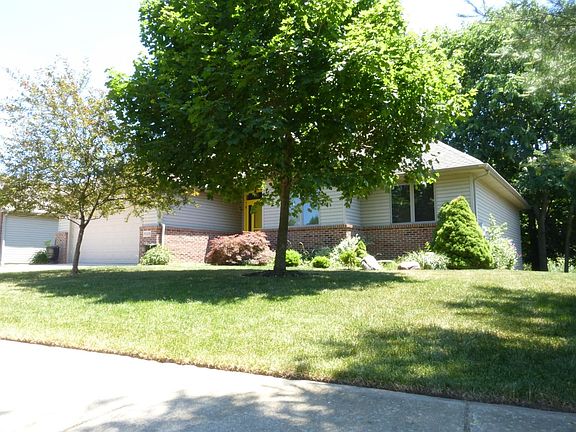 2nd image of 515 Rosebud Ct