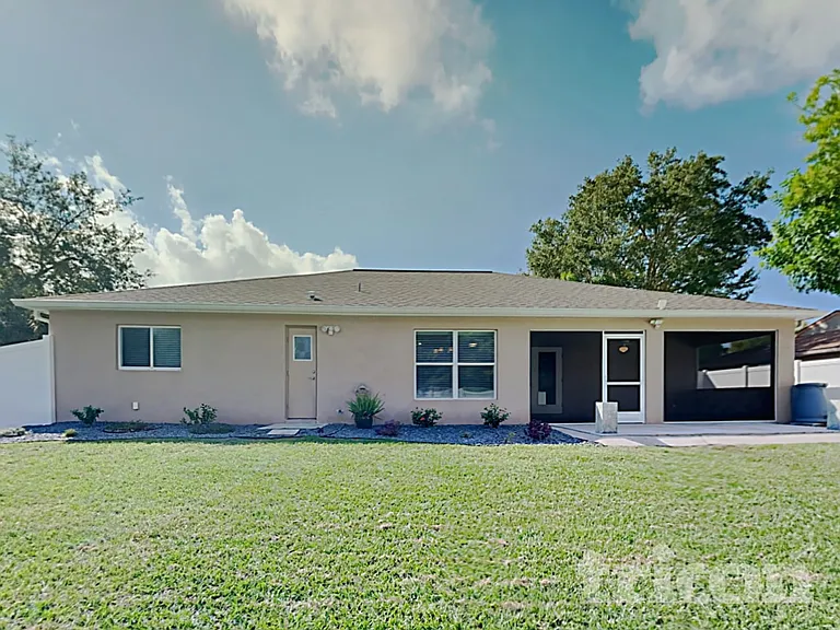 7438 Watson Ln — Photo 18