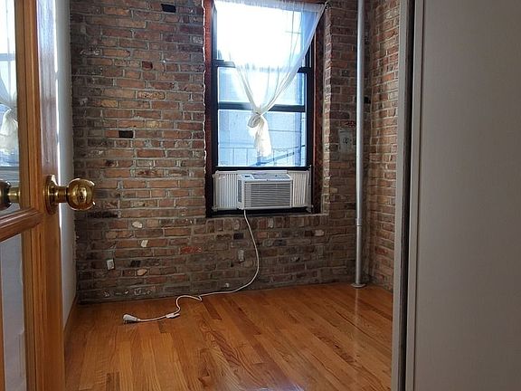 4th image of 94 Madison St APT 6