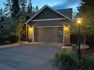 19562 Meadowbrook Dr, Bend, OR 97702