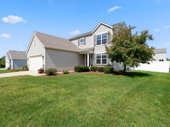 570 Wyndham Dr, Crown Point, IN 46307